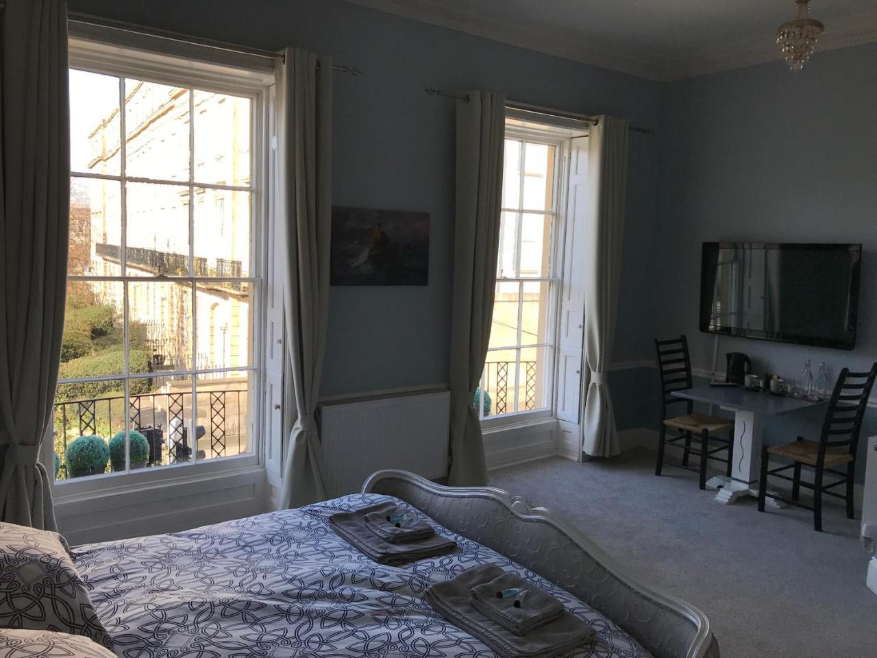 צ'לטנהם Regency Rooms Guesthouse מראה חיצוני תמונה